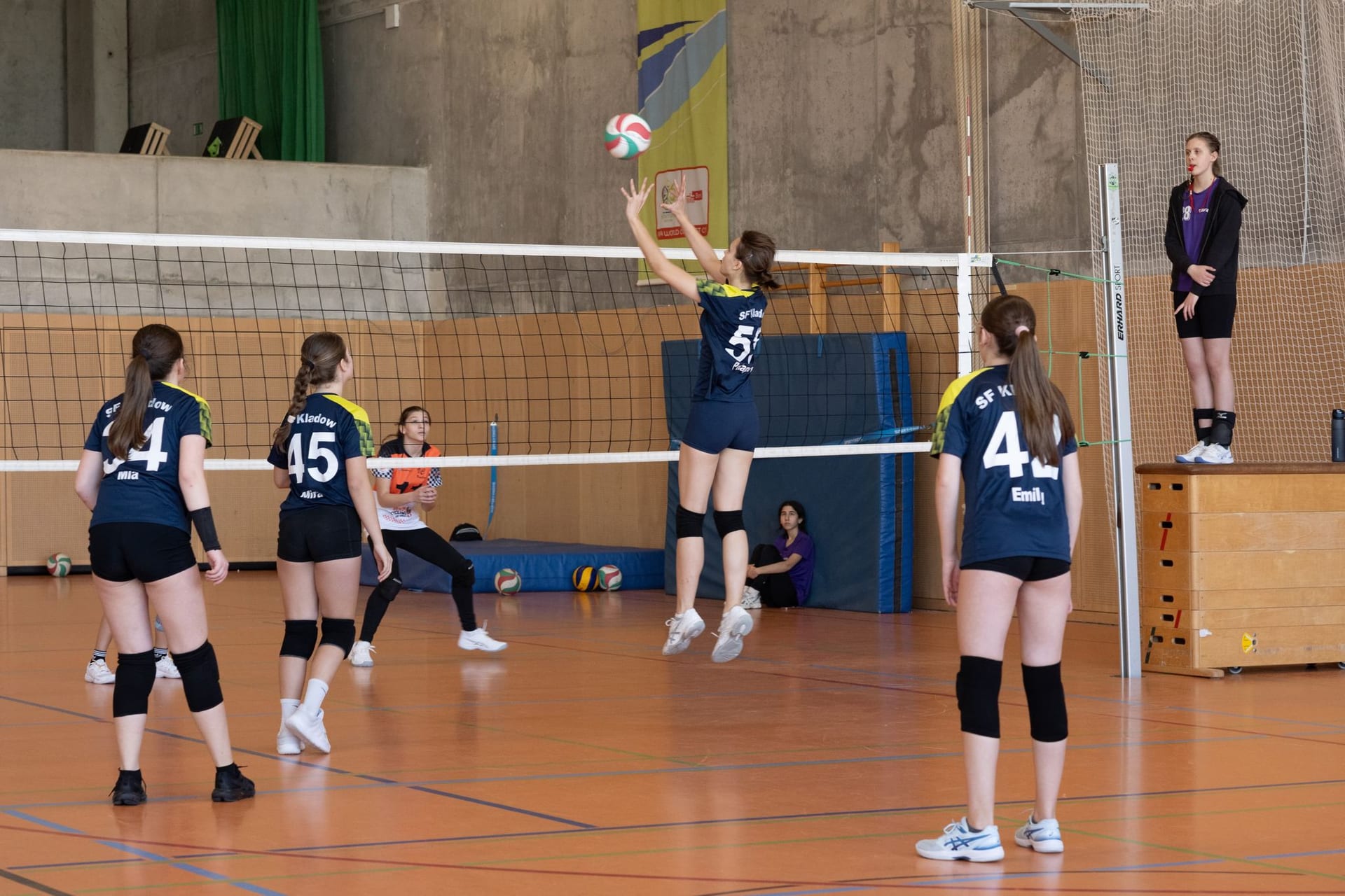Die Ergebnisse im April – Saisonabschluss im Tischtennis und bei den Volleyballherren, Offene Spandauer Meisterschaften im Judo, ein Berliner Rekord bei der LA u.v.m.